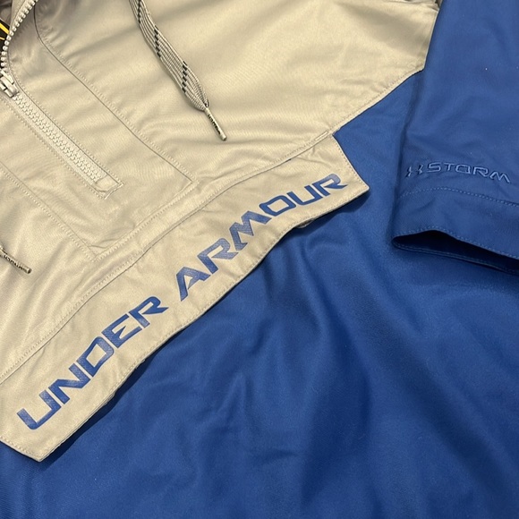 Under Armour Storm Hooded 1/4 Zip Lined Jacket- Size Small - Picture 4 of 10